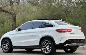 Mercedes-Benz GLE-Class 2016 White