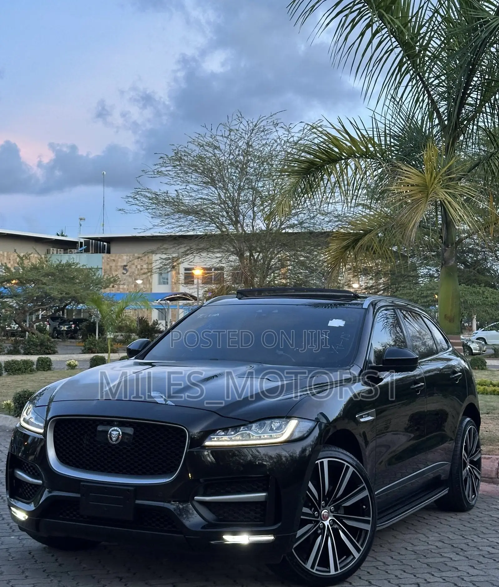 Jaguar F-Pace 2019 Black