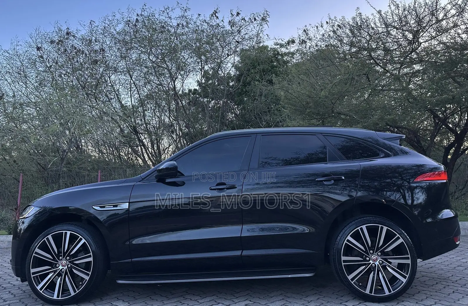 Jaguar F-Pace 2019 Black