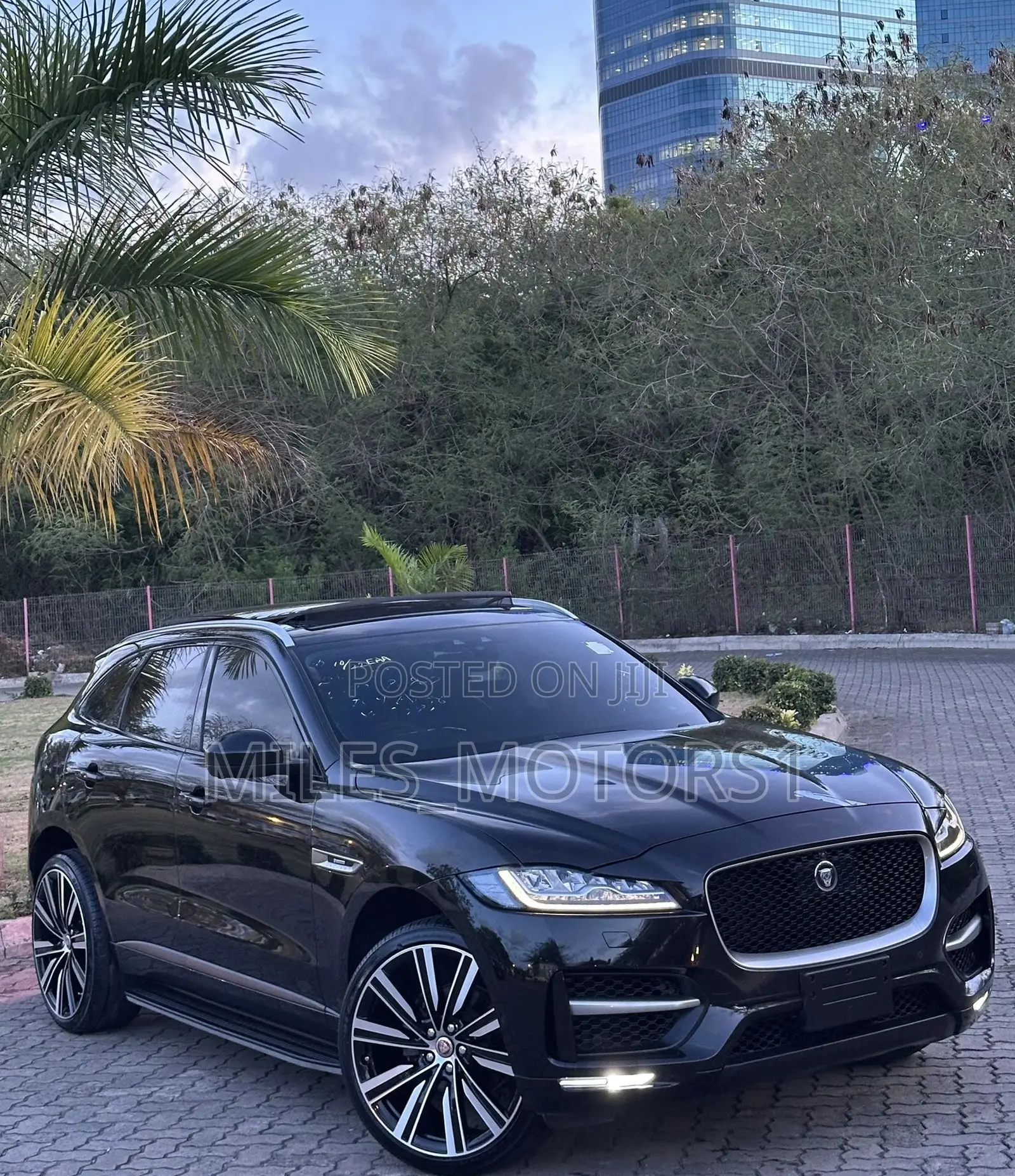 Jaguar F-Pace 2019 Black
