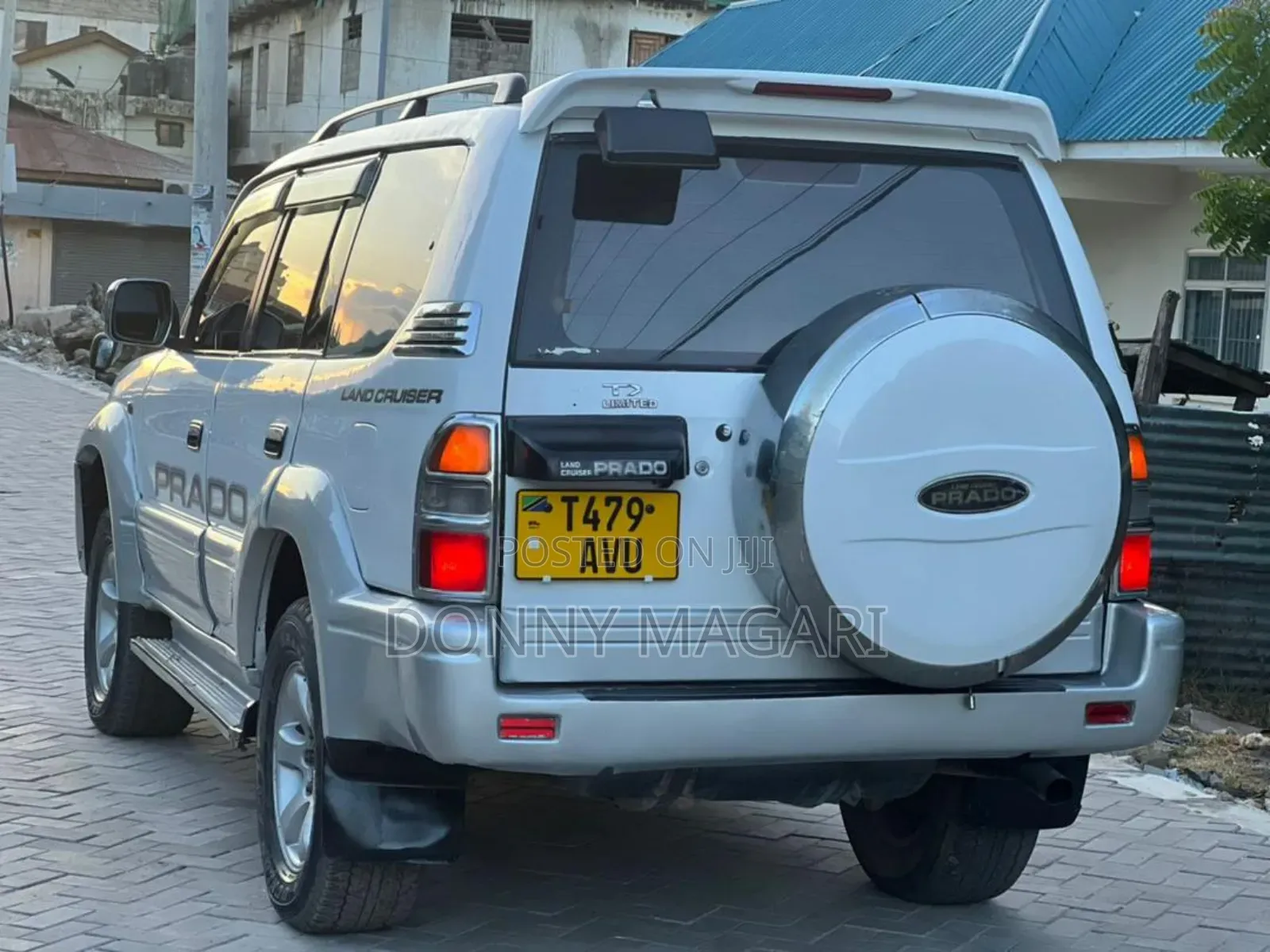 Toyota Land Cruiser Prado 2003 White