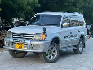 Toyota Land Cruiser Prado 2003 White