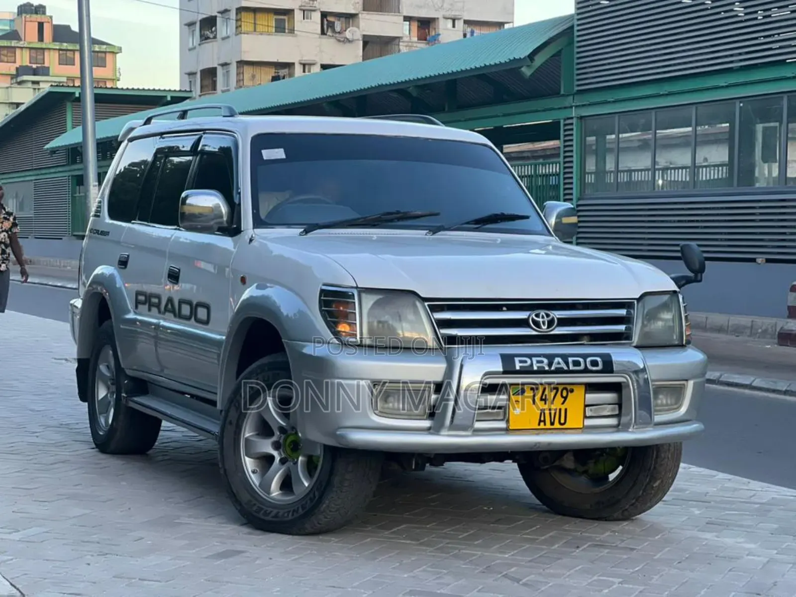 Toyota Land Cruiser Prado 2003 White