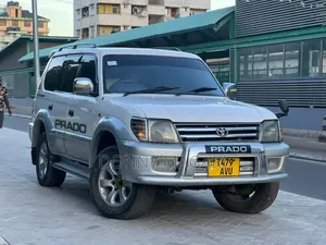 Toyota Land Cruiser Prado 2003 White