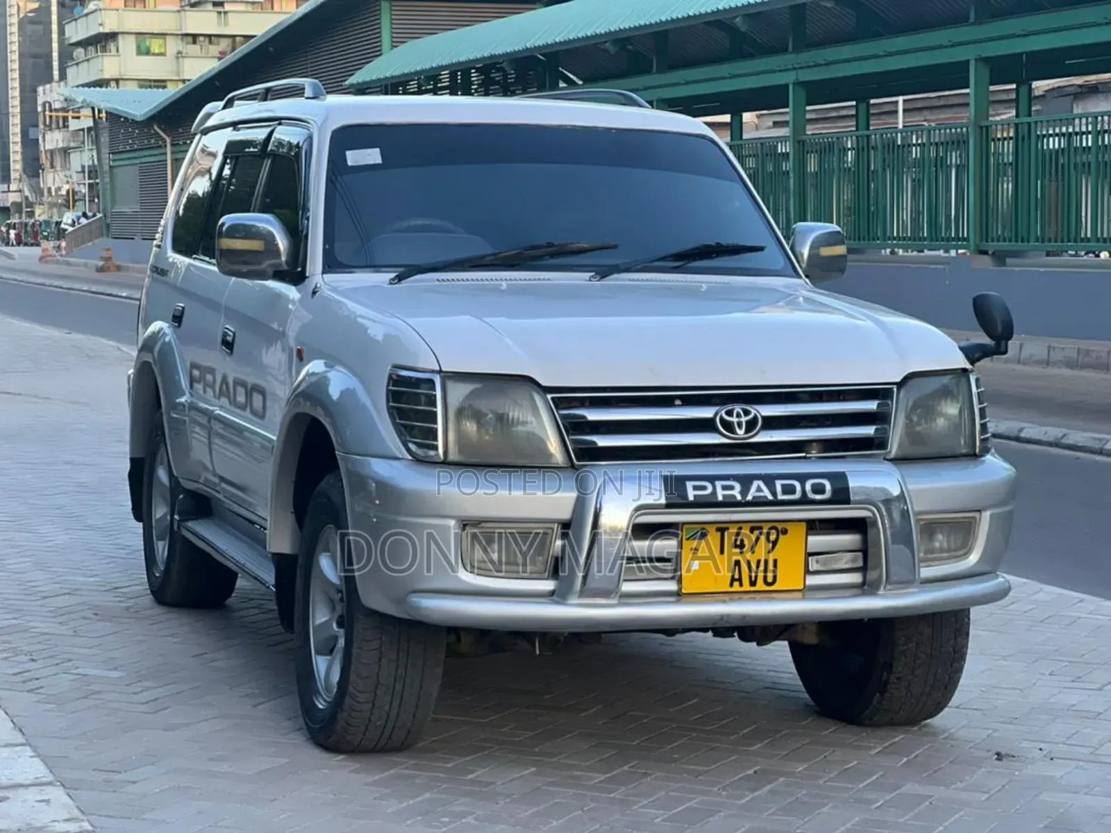 Toyota Land Cruiser Prado 2003 White