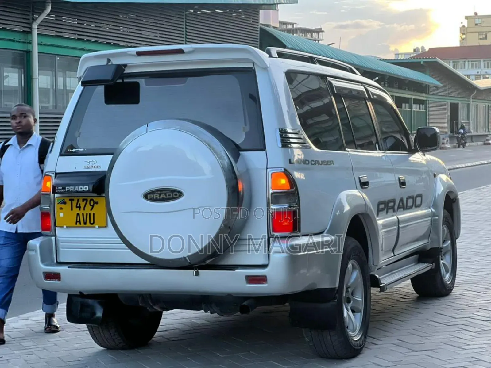 Toyota Land Cruiser Prado 2003 White