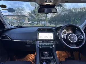 Jaguar F-Pace 20d 2017 Black