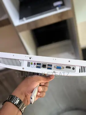 Desktop Computer 16GB Intel Core i3 SSD 512GB