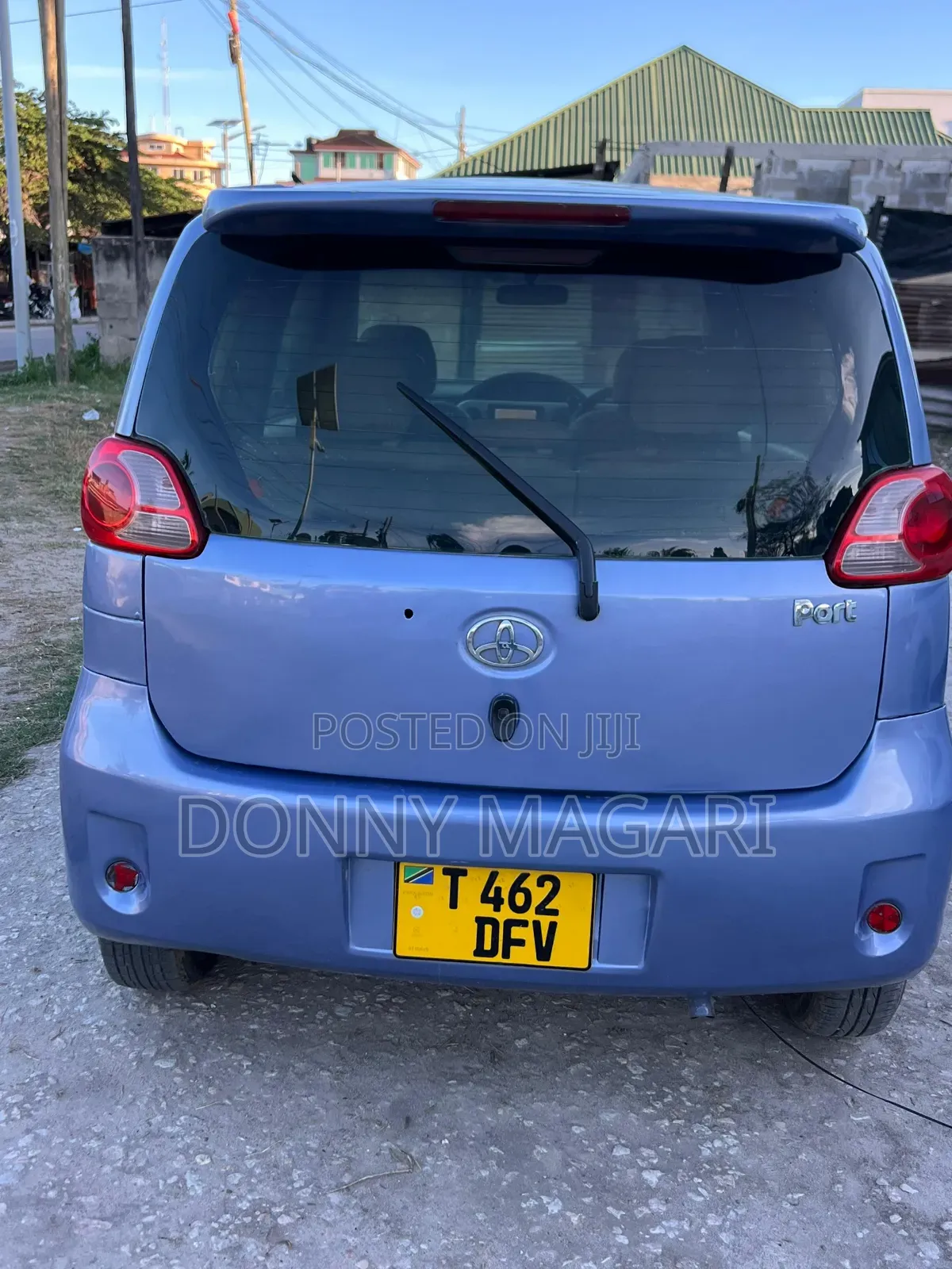 Toyota Porte 2005 Blue
