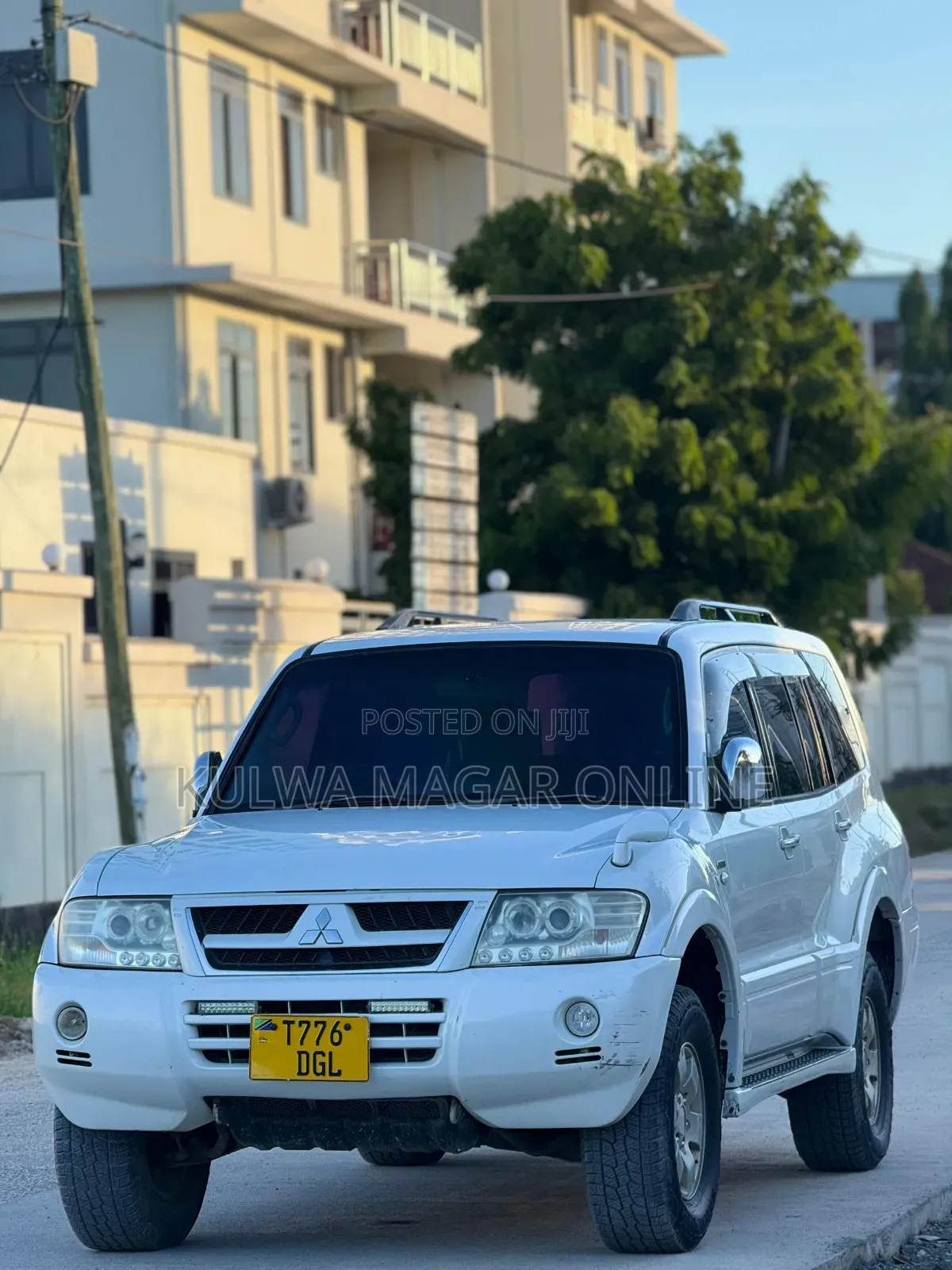 Mitsubishi Pajero 2005 White