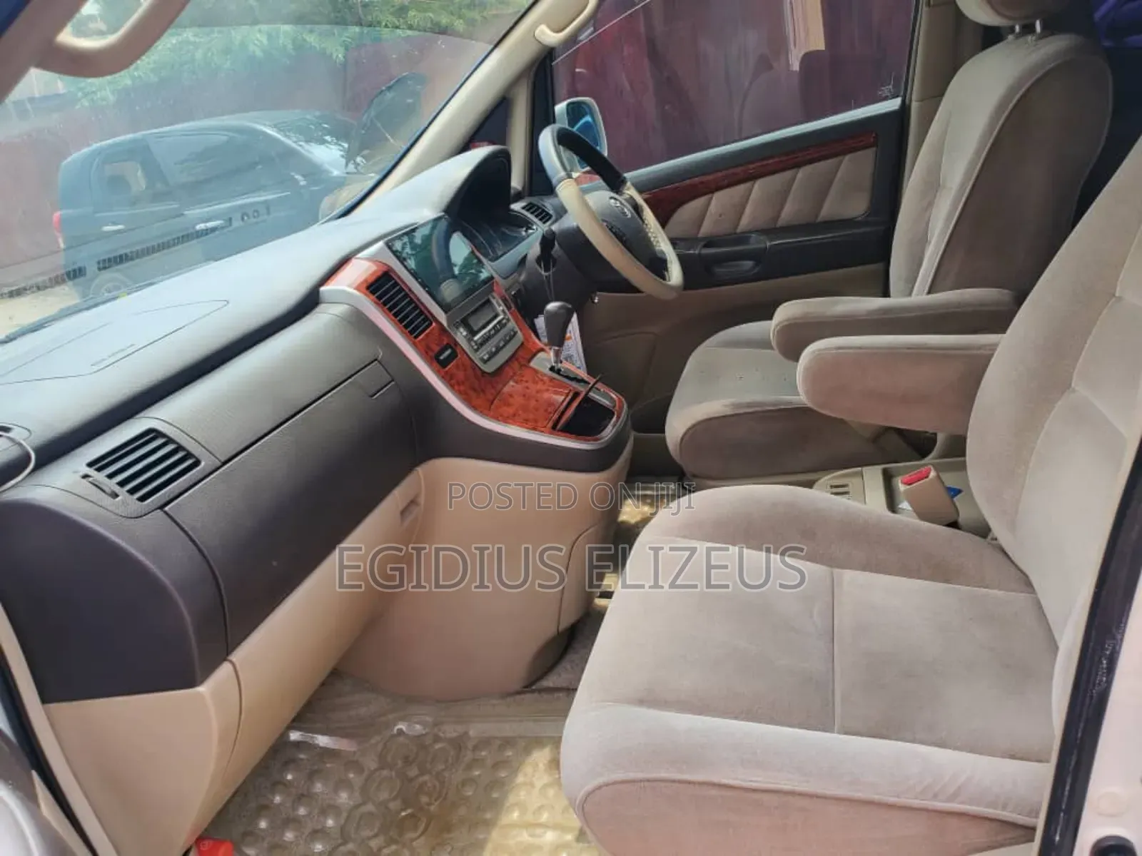 Toyota Alphard 2006 White