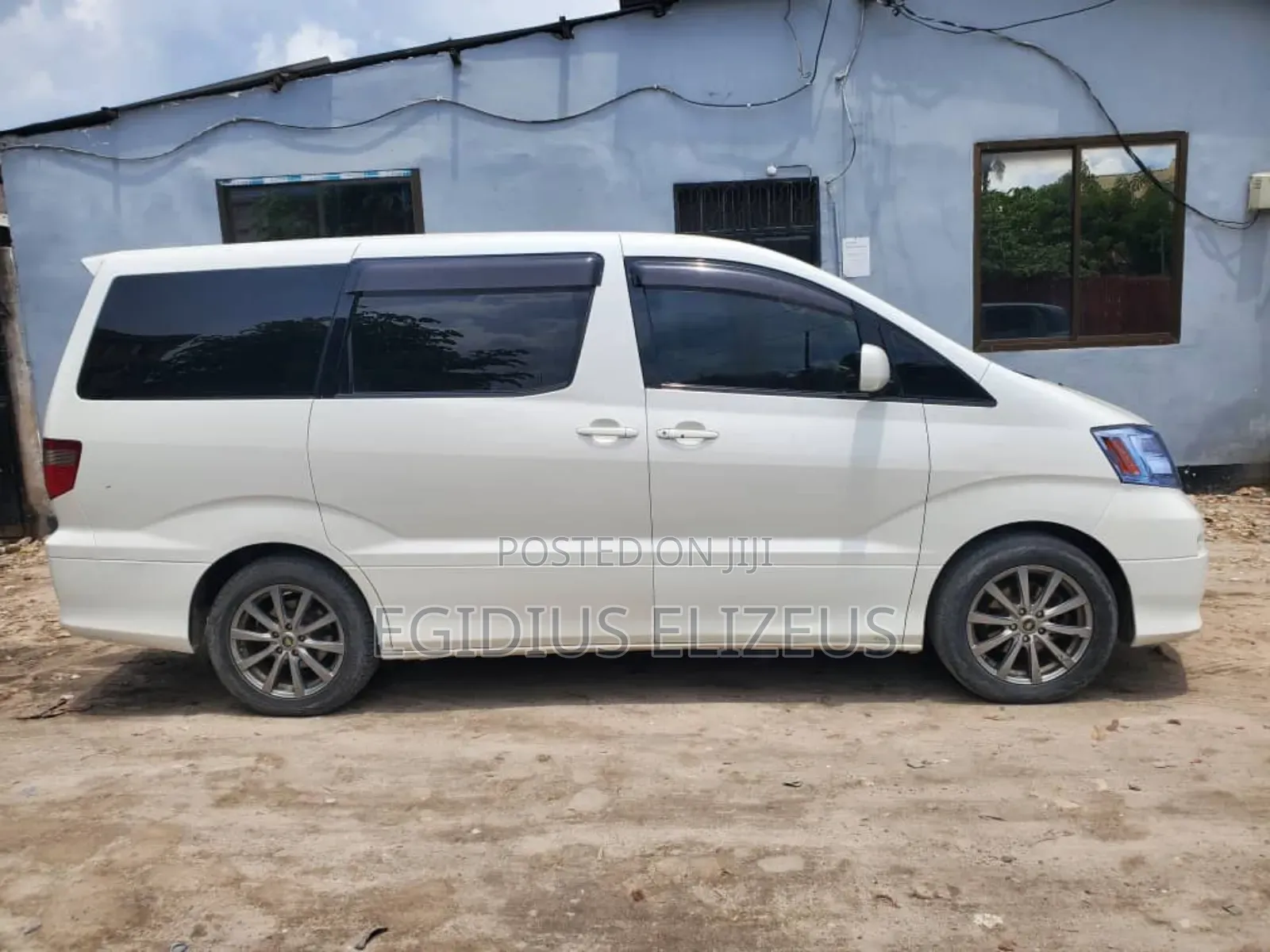 Toyota Alphard 2006 White