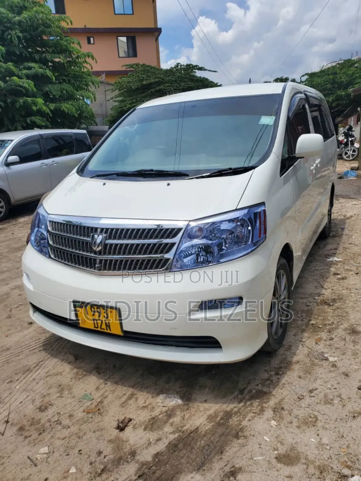 Toyota Alphard 2006 White