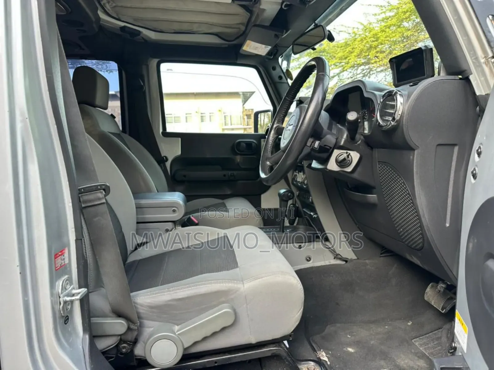 Jeep Wrangler 2010 Silver