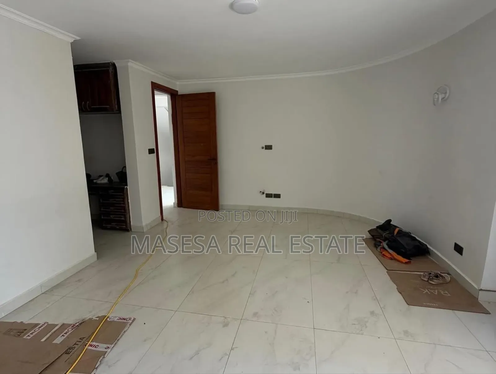5bdrm House in Msasani for rent
