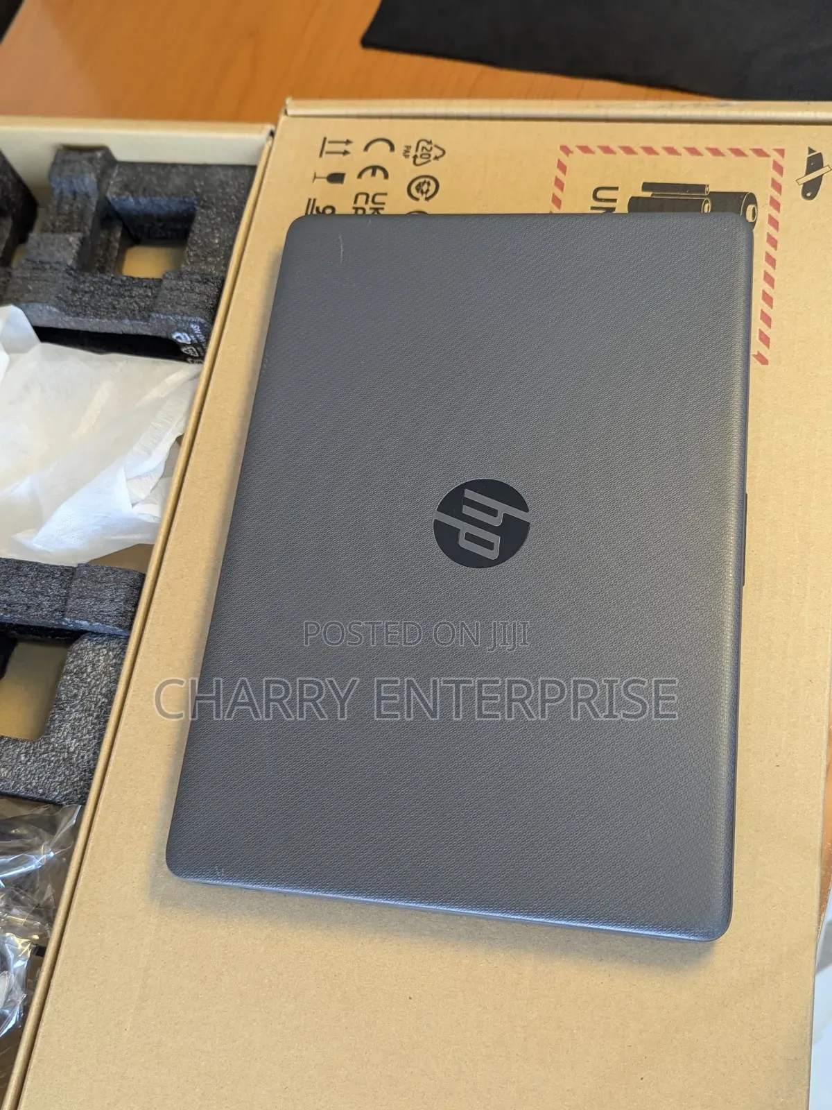 Laptop HP 240 G8 8GB Intel Core i5 SSD 256GB