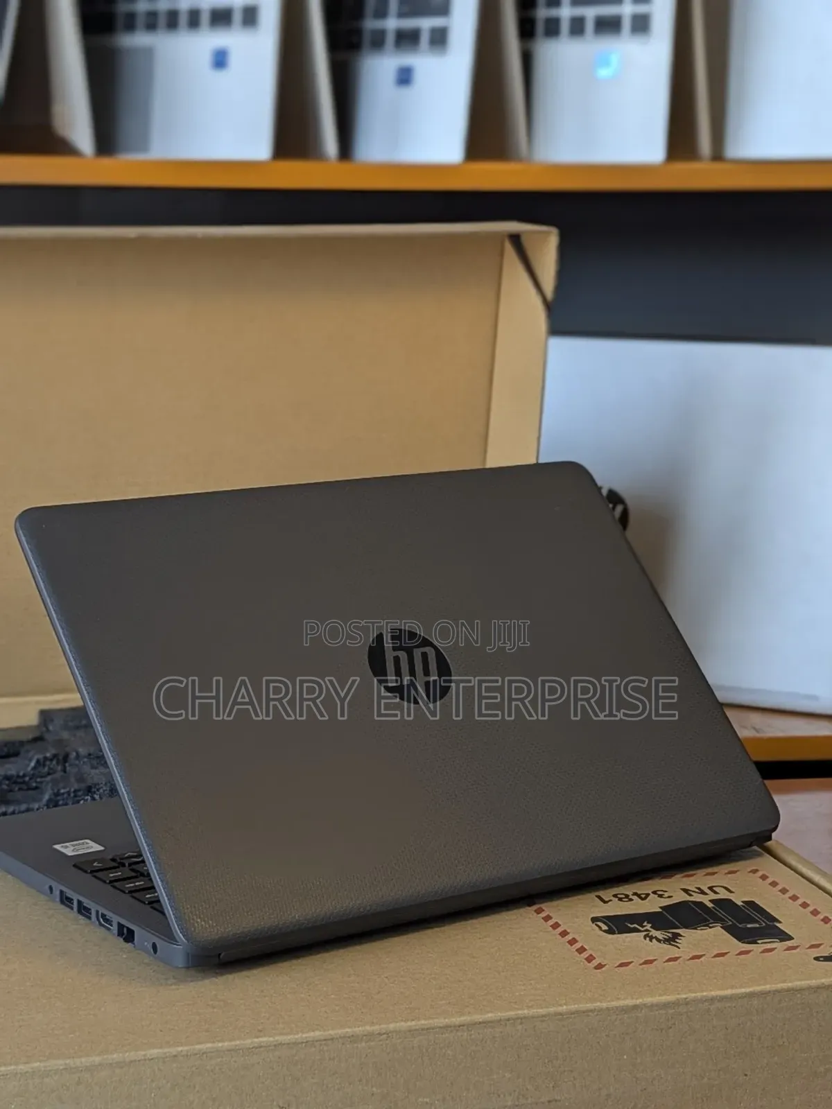 Laptop HP 240 G8 8GB Intel Core i5 SSD 256GB