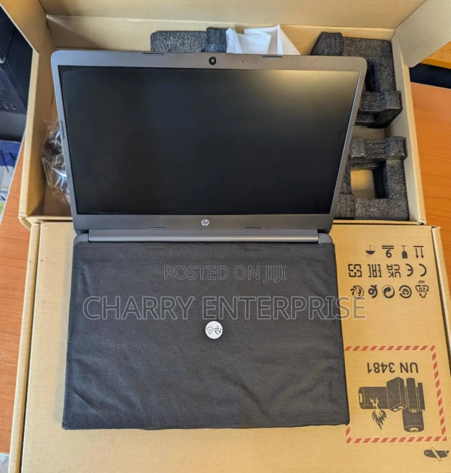 Laptop HP 240 G8 8GB Intel Core i5 SSD 256GB