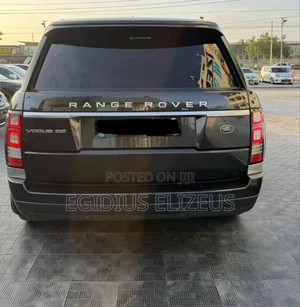 Land Rover Range Rover Vogue 2017 Black