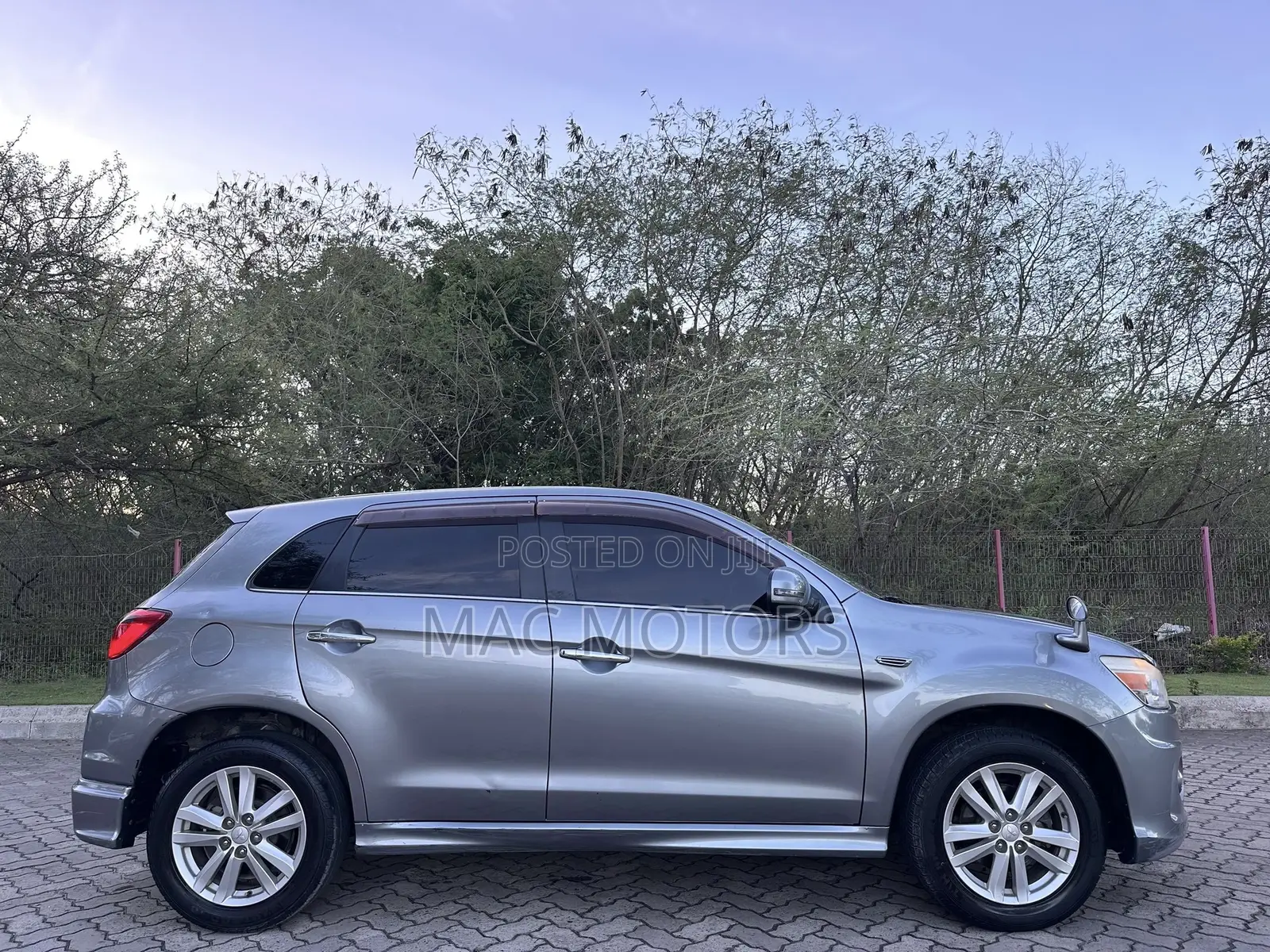 Mitsubishi RVR 2.0 2012 Silver