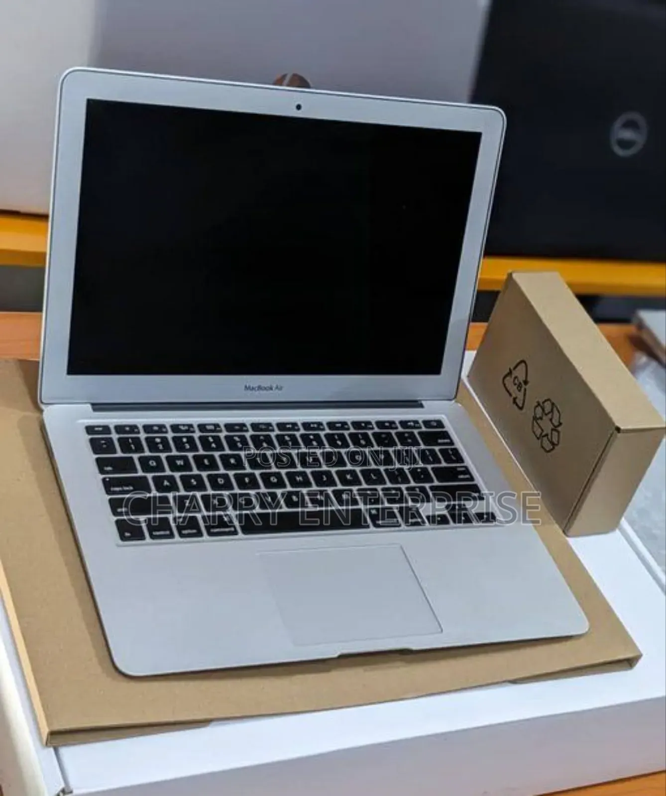 Laptop Apple MacBook Air 2015 8GB Intel Core i5 SSD 256GB