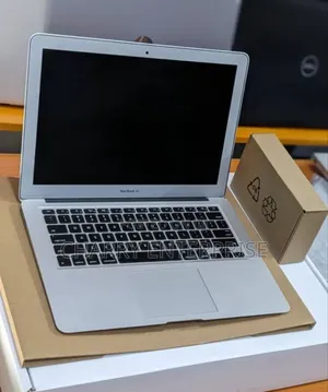 Laptop Apple MacBook Air 2015 8GB Intel Core i5 SSD 256GB