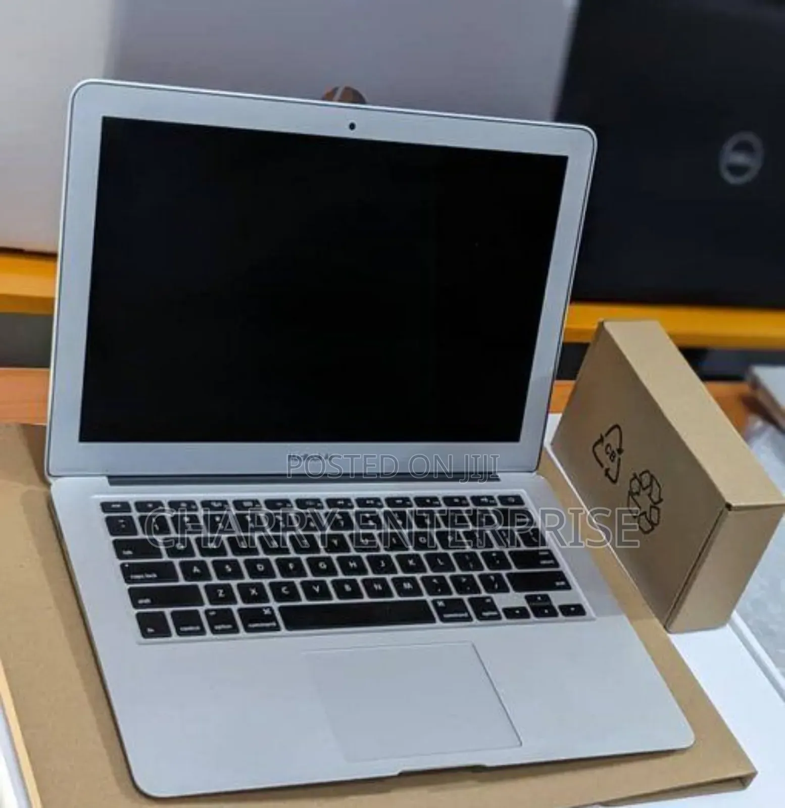 Laptop Apple MacBook Air 2015 8GB Intel Core i5 SSD 256GB