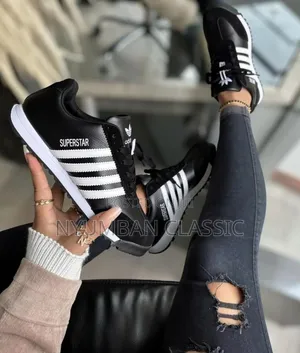 Ladies Sneakers Shoes