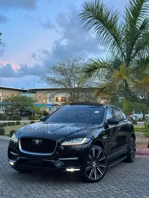 Jaguar F-Pace 2017 Black