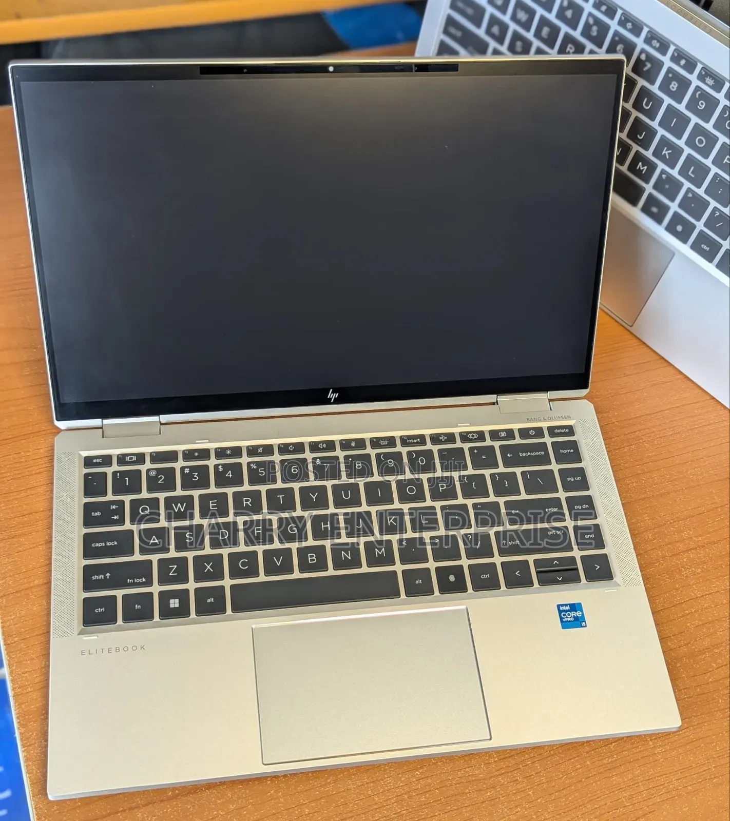 Laptop HP EliteBook 1040 G8 16GB Intel Core i5 SSD 256GB
