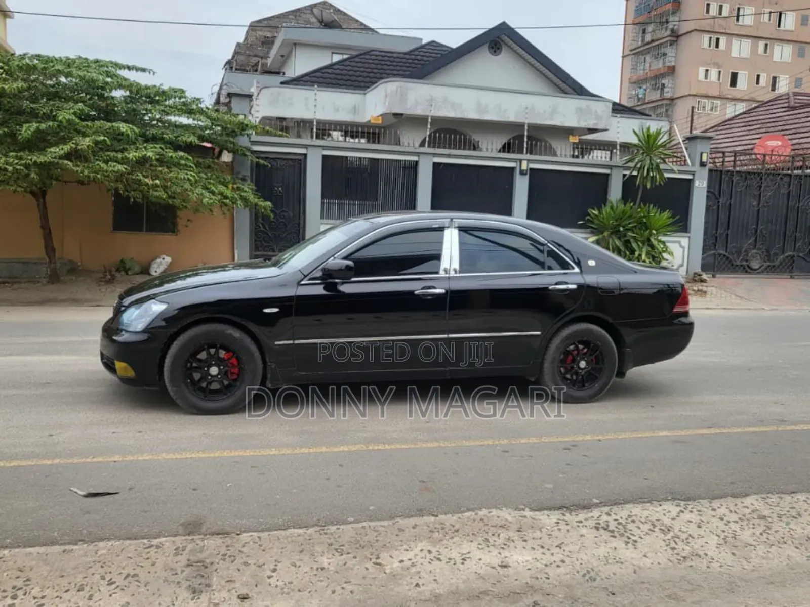 Toyota Crown 2006 Black
