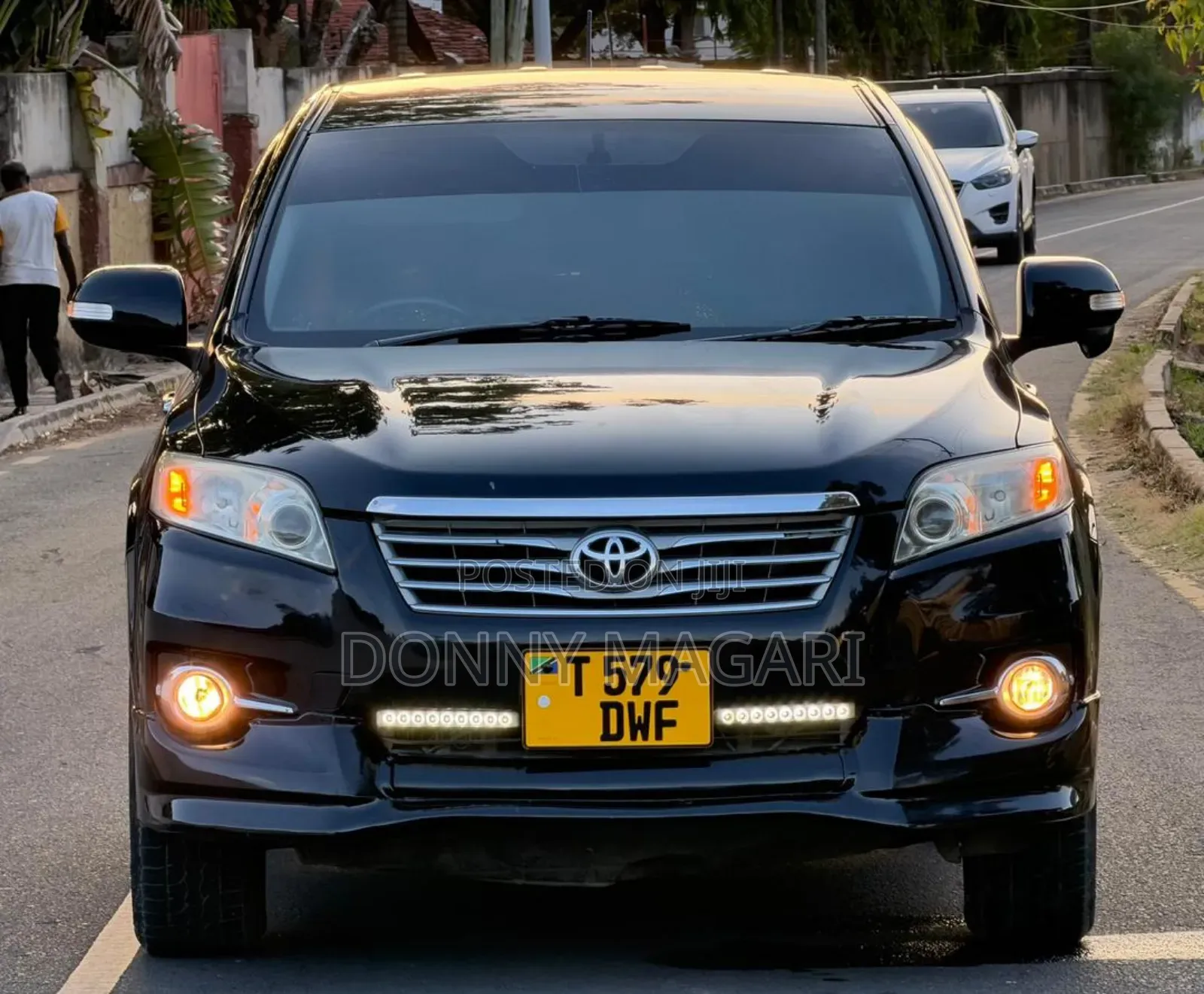 Toyota Vanguard 2011 Black