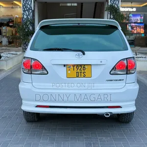 Toyota Harrier 2.4 16V 2001 White