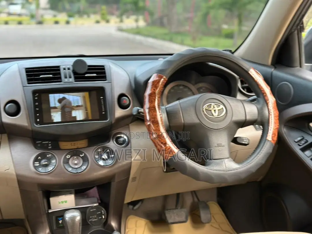 Toyota Vanguard 2008 Gray