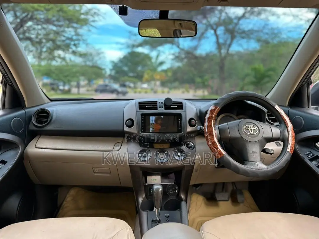 Toyota Vanguard 2008 Gray