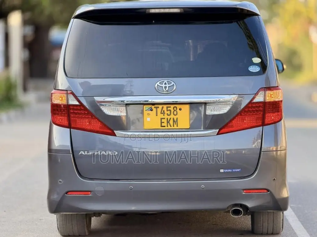 Toyota Alphard 2009 Gray