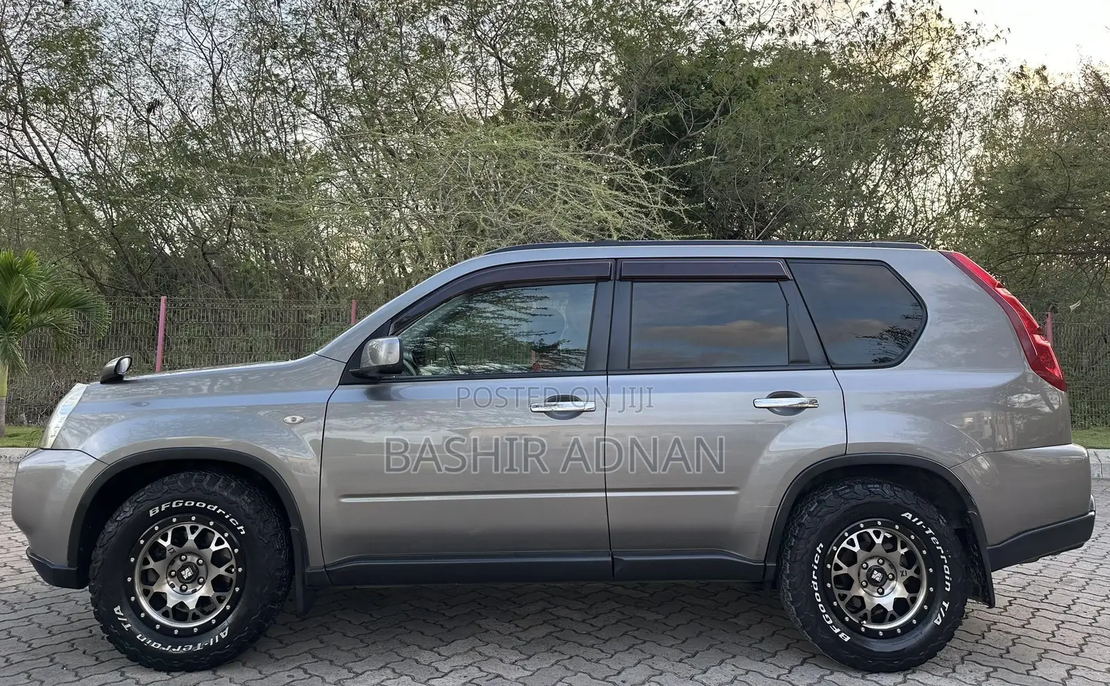 Nissan X-Trail 2.0 Petrol XE 2009 Gray