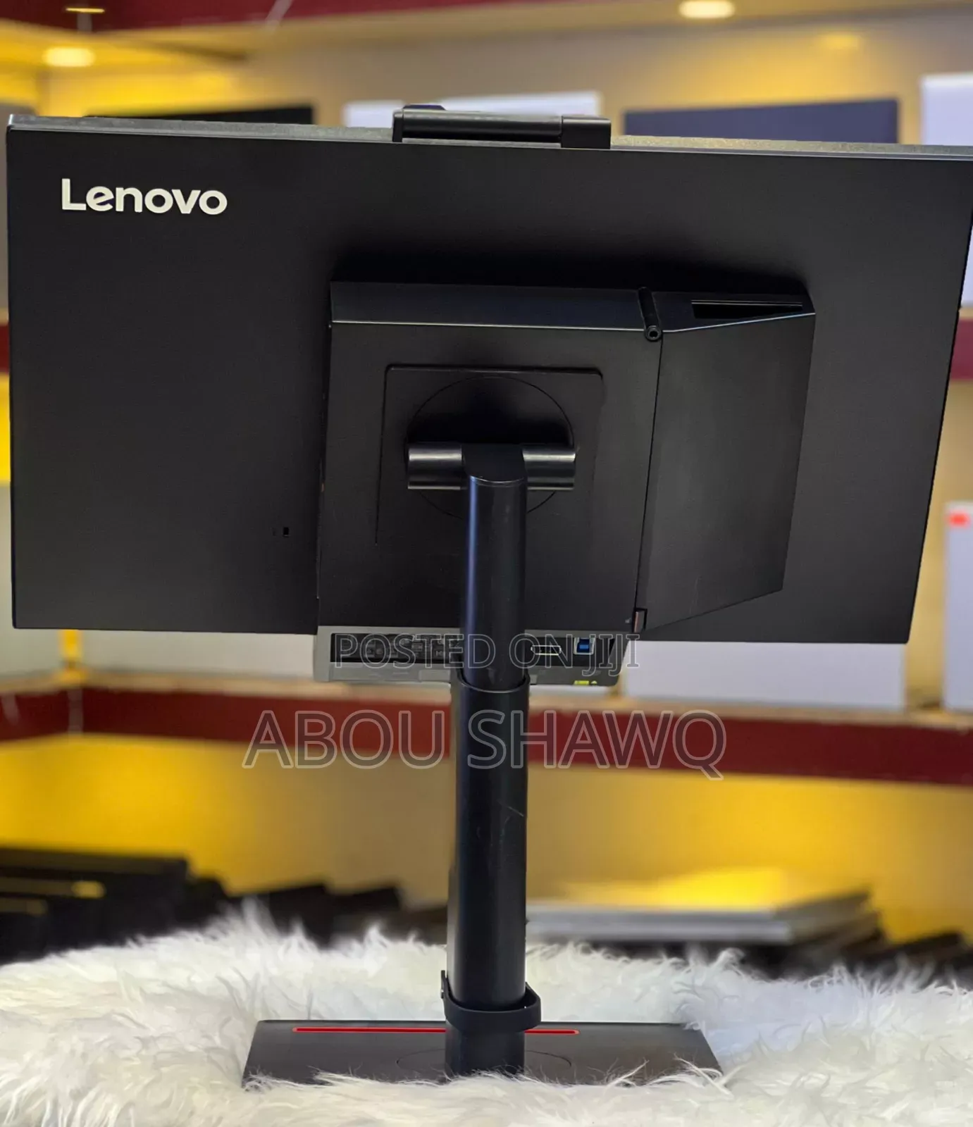 Desktop Computer Lenovo 8GB Intel Core i3 HDD 500GB