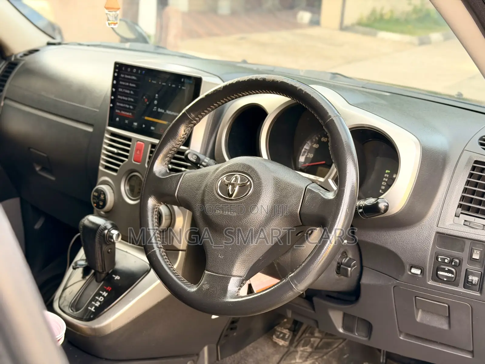 Toyota Rush 1.5 AWD 2010 Black