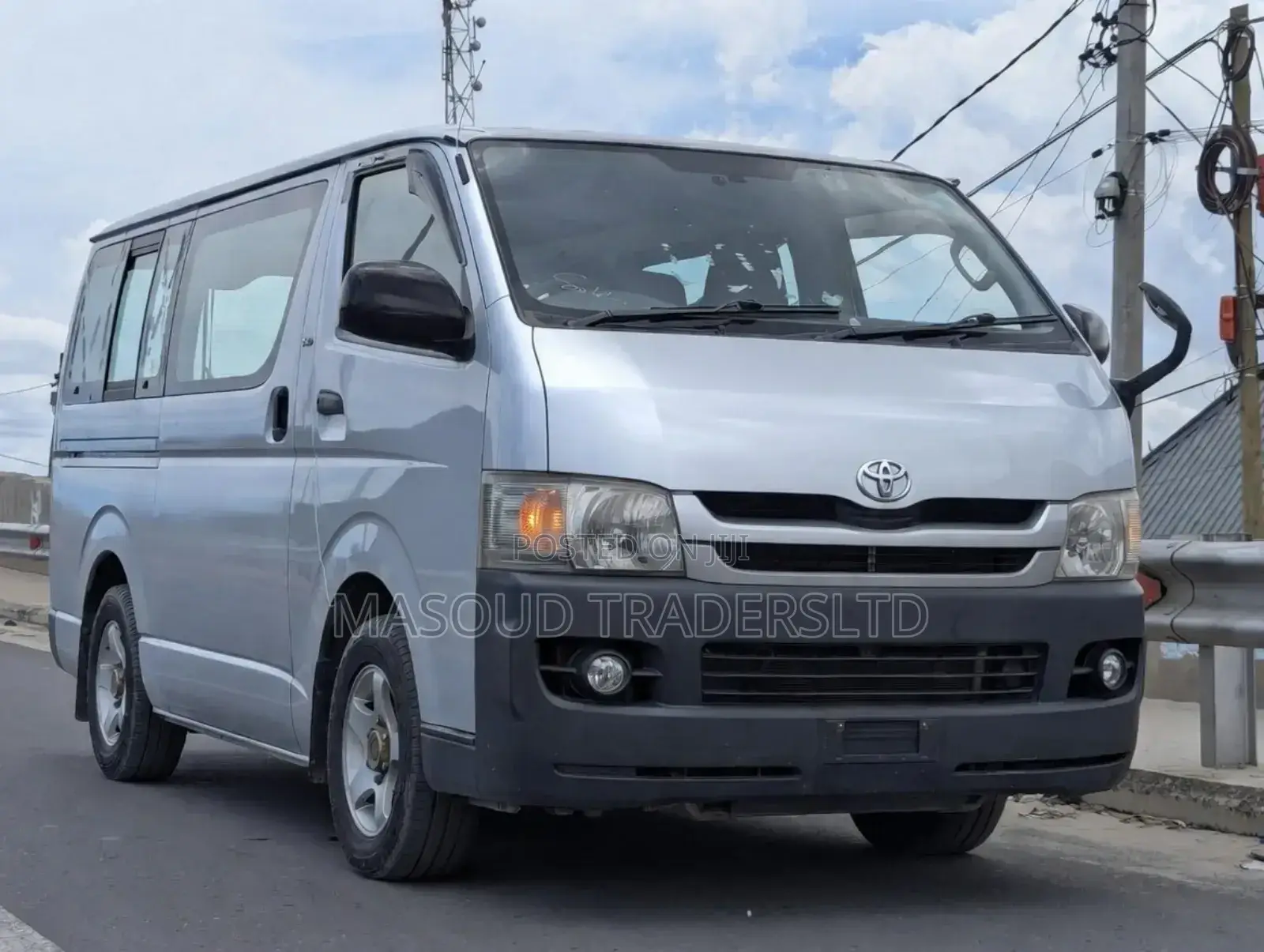 Toyota Quantum 2012 Silver