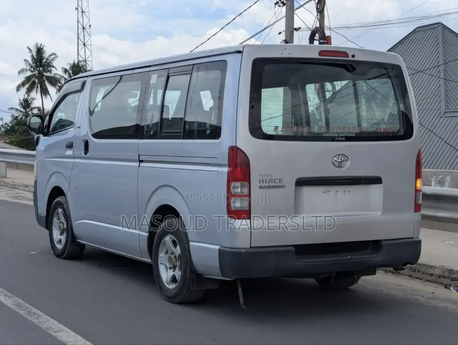 Toyota Quantum 2012 Silver
