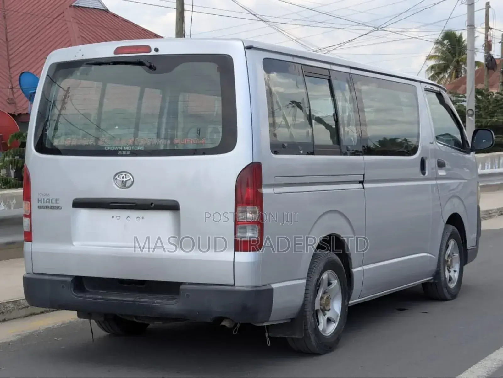 Toyota Quantum 2012 Silver