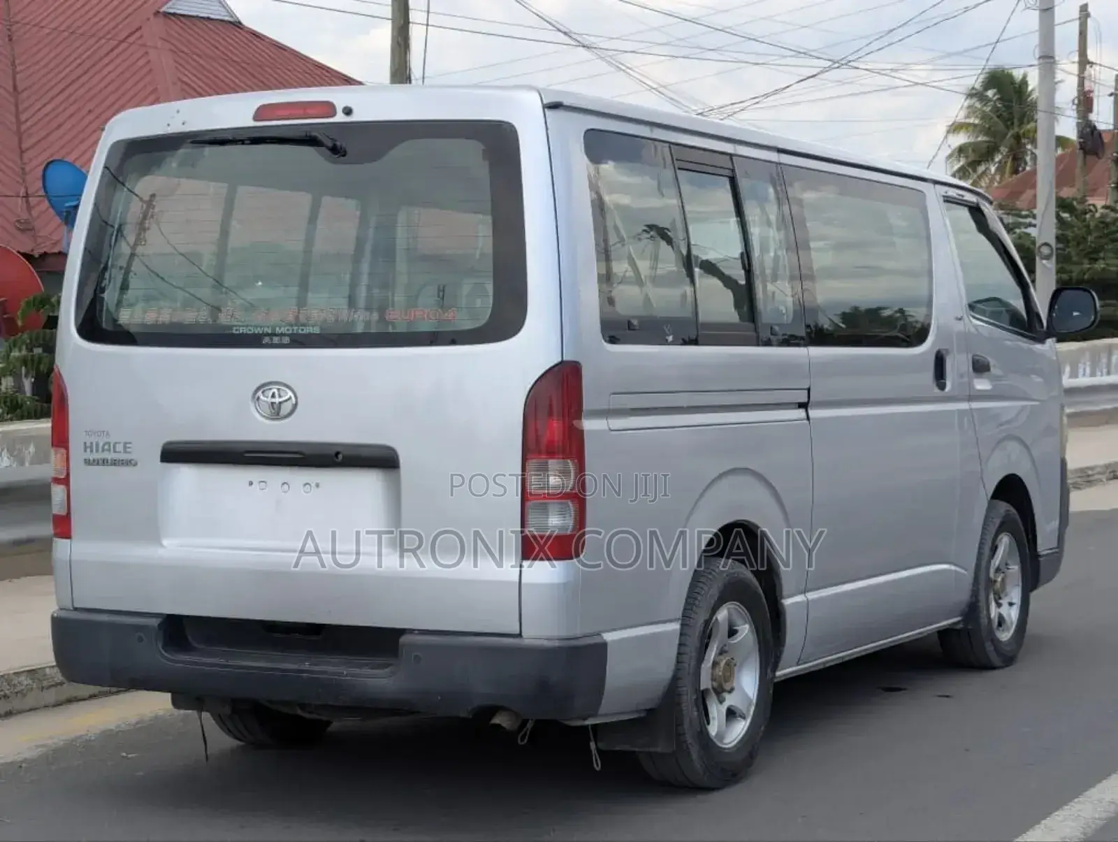 Toyota Quantum 2012 Silver