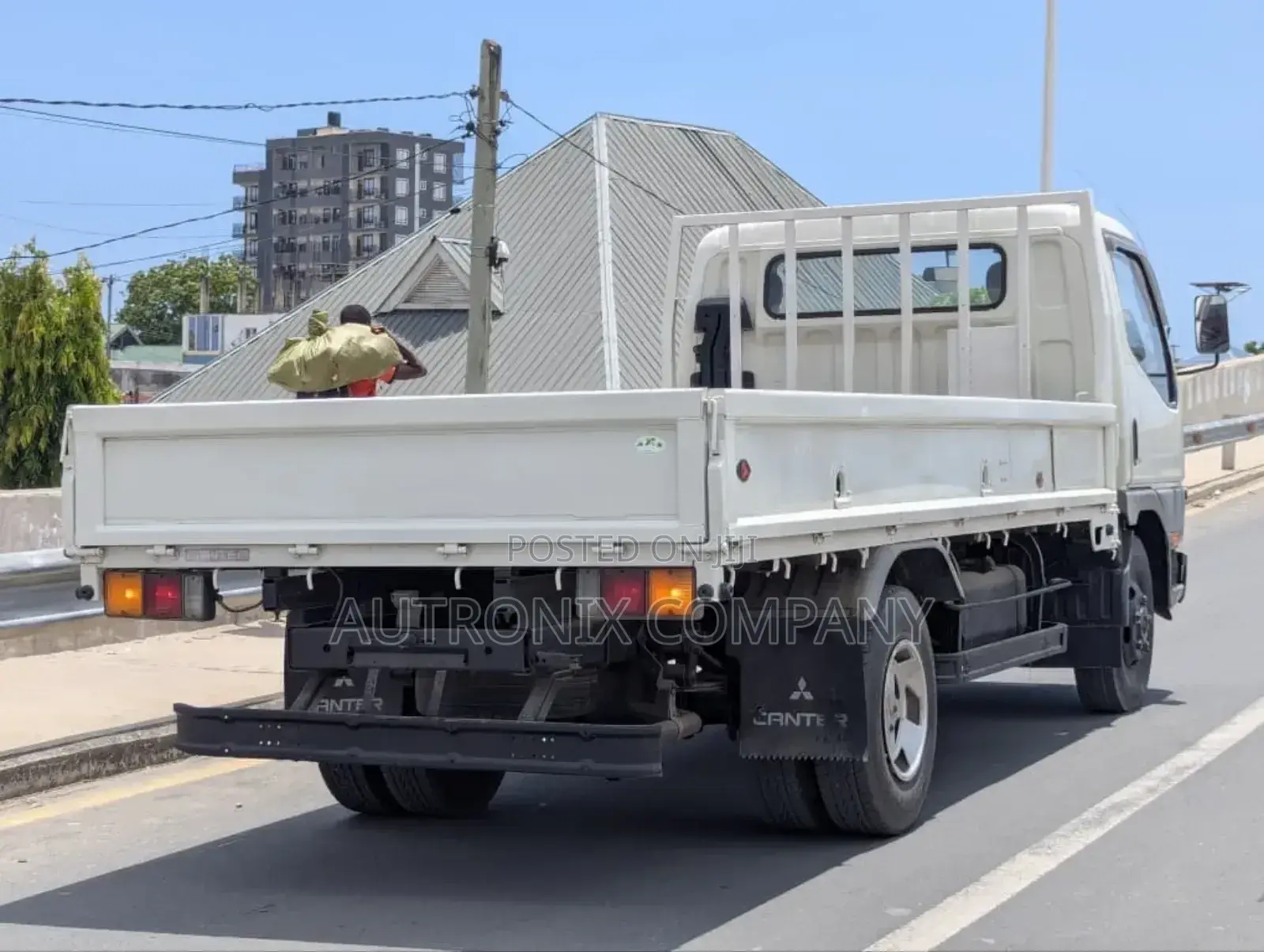 Mitsubishi Canter Truck
