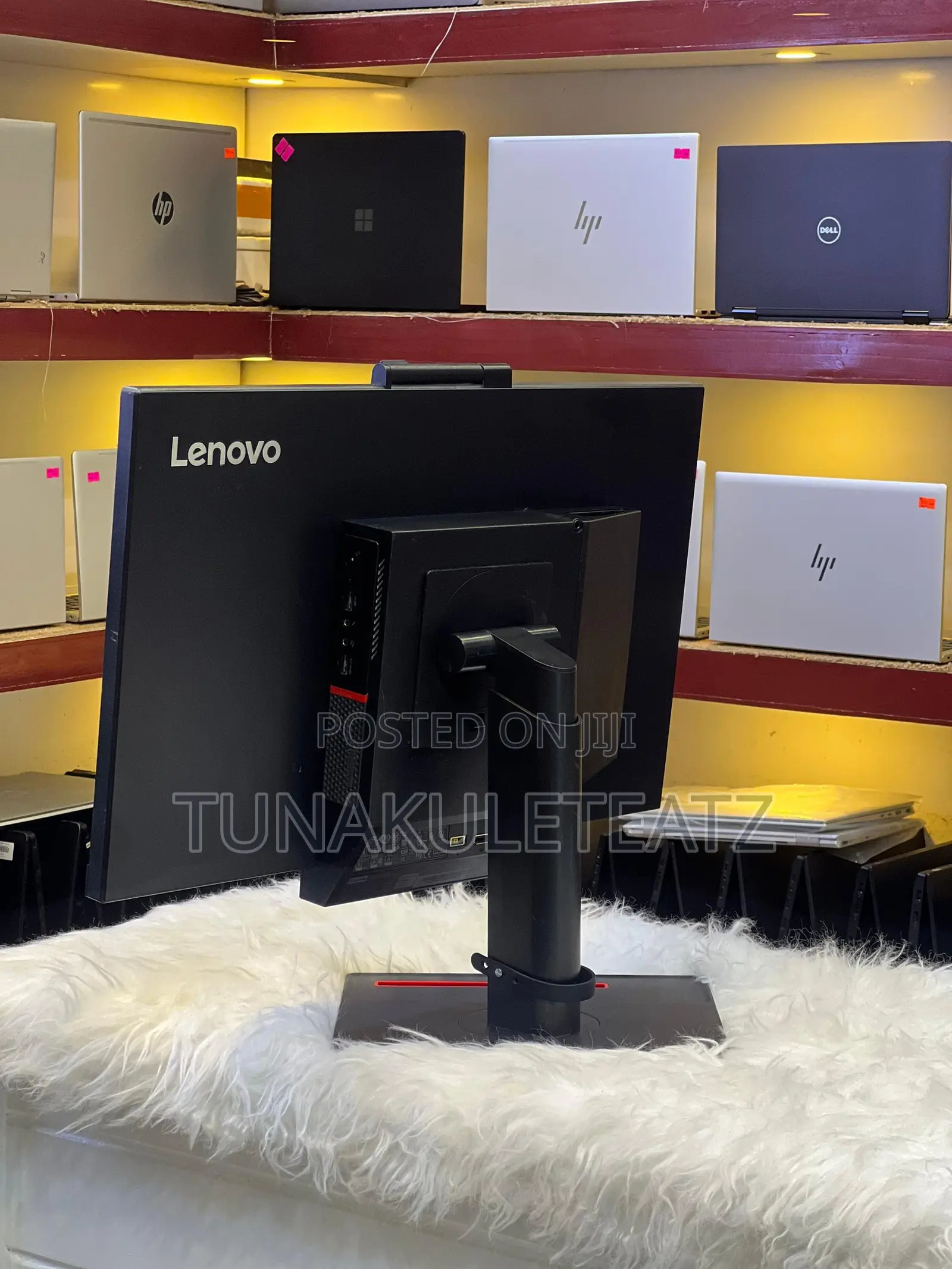 Lenovo ThinkCentre M910z AIO 8GB Intel Core i3 HDD 500GB