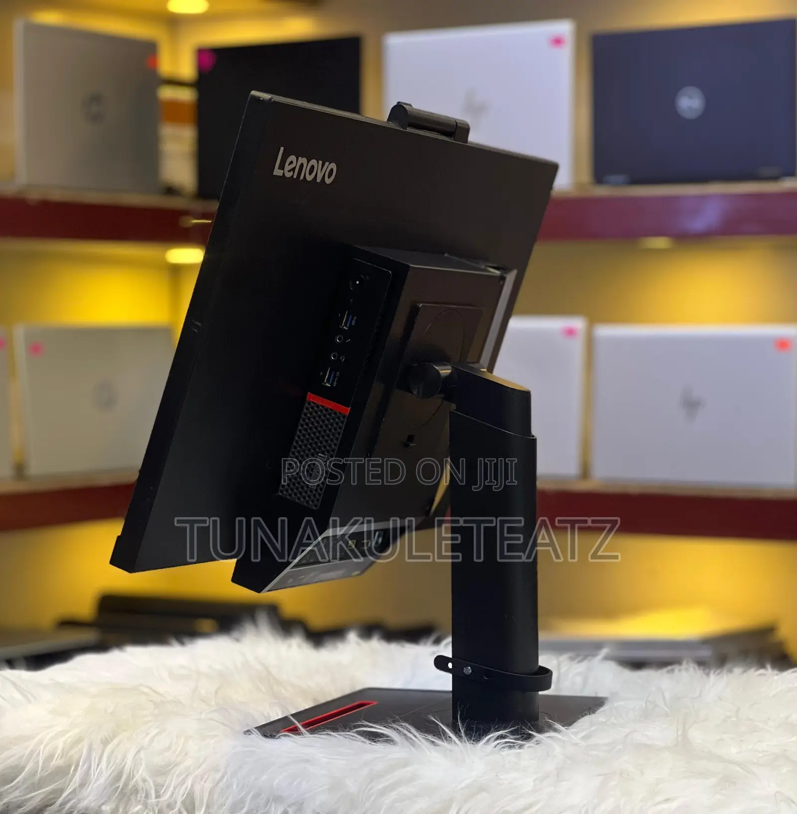 Lenovo ThinkCentre M910z AIO 8GB Intel Core i3 HDD 500GB