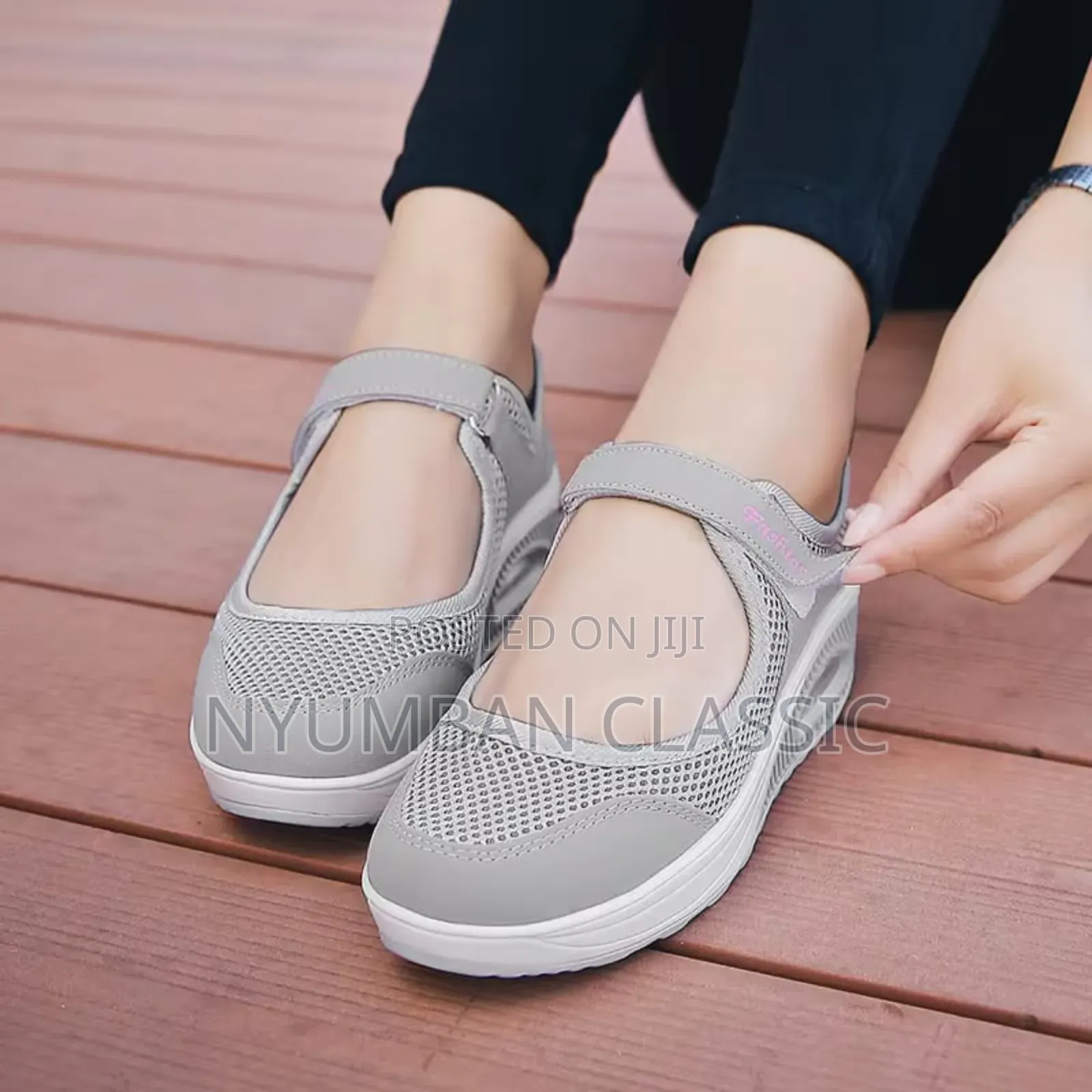 Ladies Simple Shoes