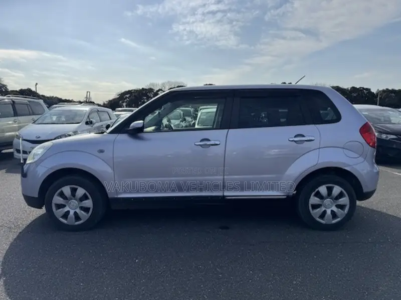 Mazda Verisa 2011 Silver
