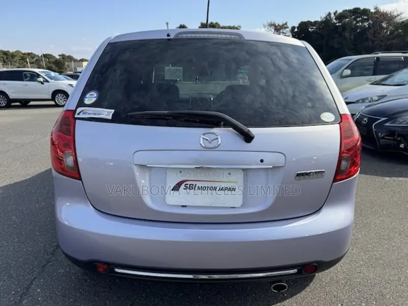 Mazda Verisa 2011 Silver