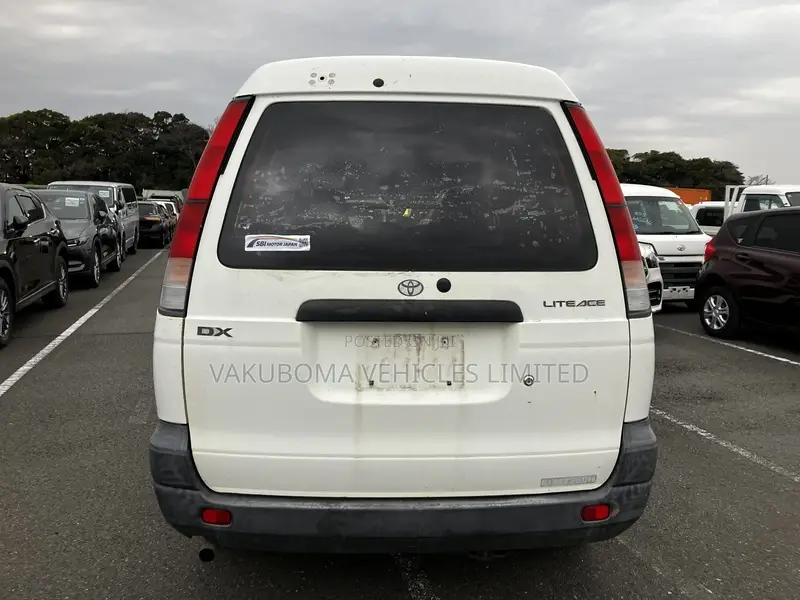Toyota Lite-Ace 2006 White